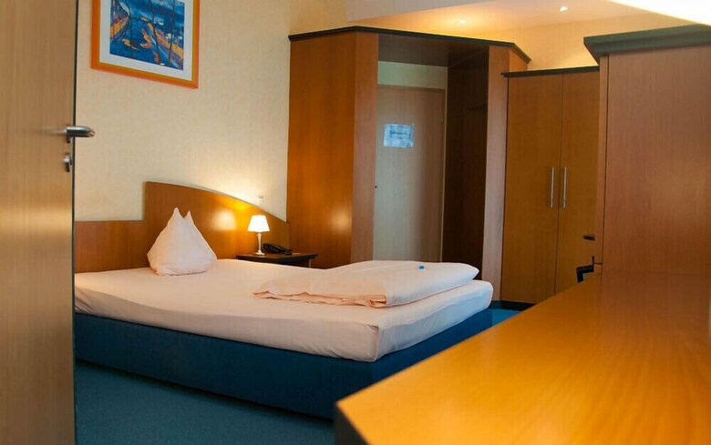 Hotel Stadt P�ttlingen