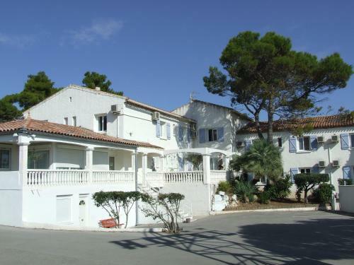 Hotel La Fontaine De Sarac