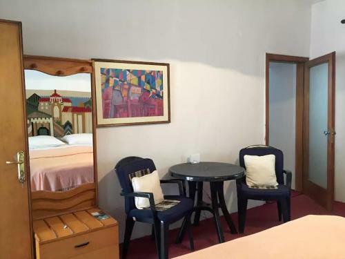 Hostal Guesthouse Pension Andrea
