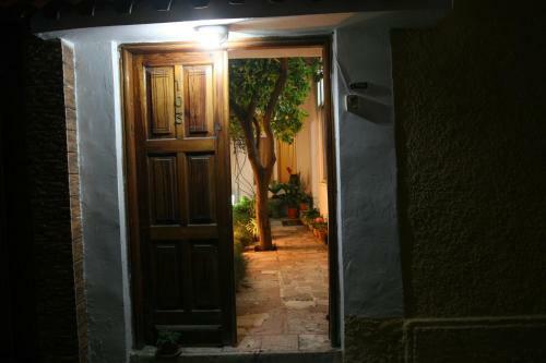 Hostal Guesthouse Pension Andrea