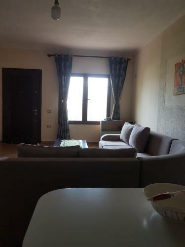 Hostal Rooms Vera's Vila