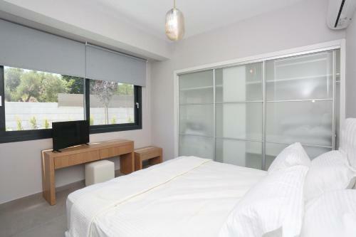 Villas Les Blancs 2 - Private Pool, 5 Bdrms, Panoramic View