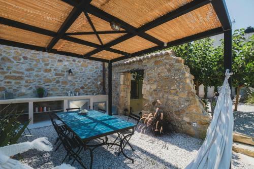 Casa Olea - A Venetian Era Home With Courtyard