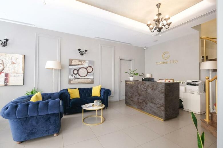 Golden City Hotel