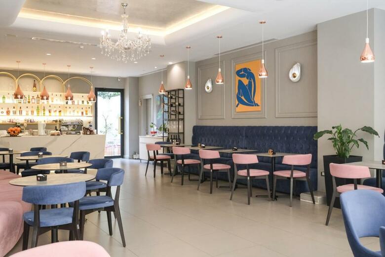 Golden City Hotel