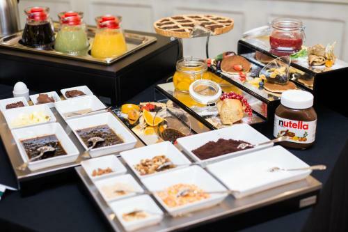 Diplomat Hy Hotel