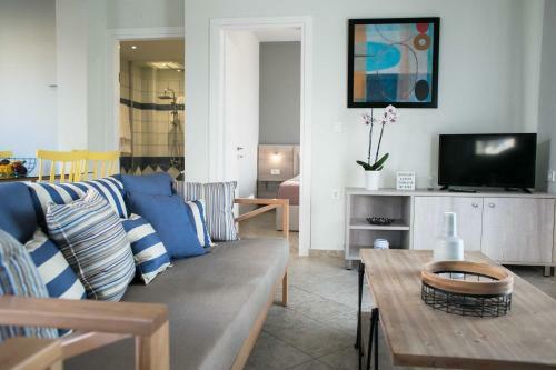 Mike's Apartment I Luxury Above The Sea