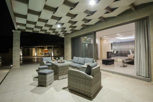 Larimar Luxury Sea View Villa
