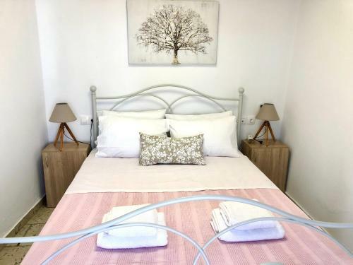 Avli Traditional Home With Private Jacuzzi