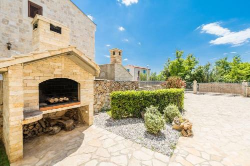 Villa Karin With Heated Pool