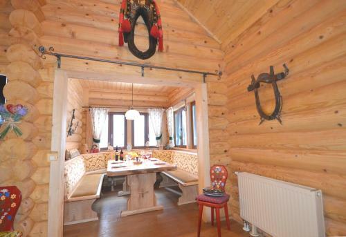 Chalet Mit 7.000 M2 Land Und Wundersch�ne Aussicht