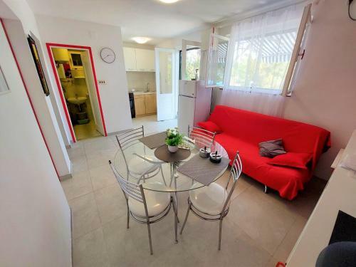 Sea Front Holiday Home Boby
