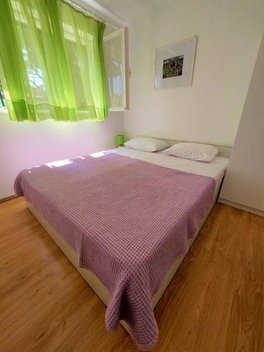 Sea Front Holiday Home Boby