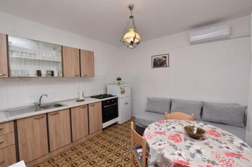 Apartments Crni Ante