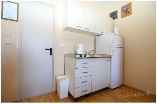 Primosten Apartments