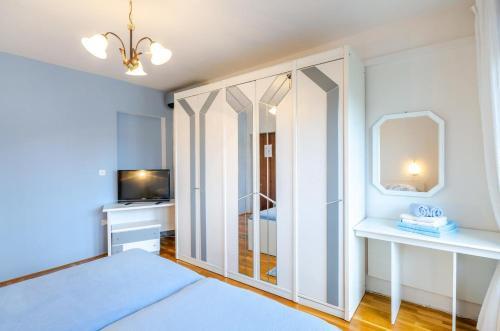 Apartments By The Sea Selce, Crikvenica - 3030