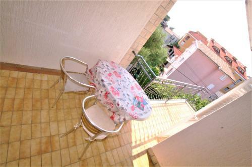 Hostal Apartments & Rooms Lonzor