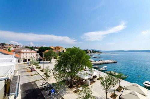 Apartment In Selce 39221