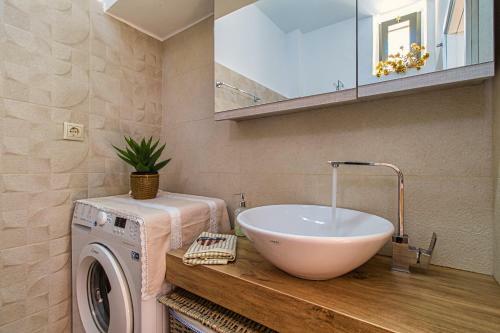 Apartamento Antonia Traditional Estate