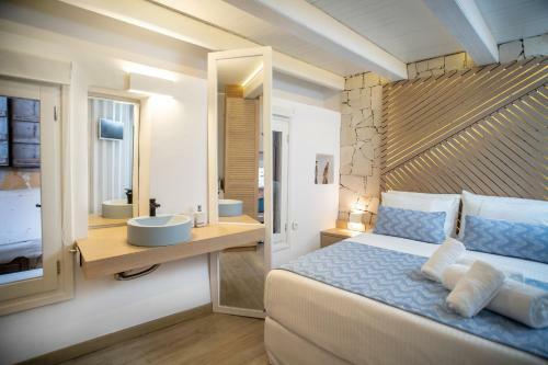 Hostal Nine - Cozy Rooms