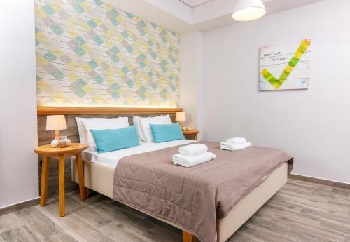 Rigas City Apartments (yellow)