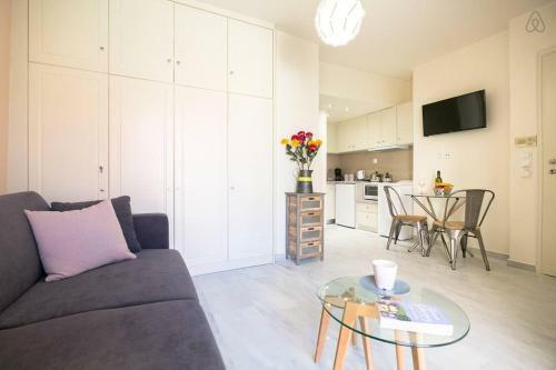 Melina Apartments