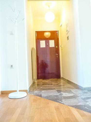 Sunny City Center Apartment