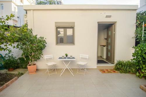 Apartamento Antigonis Garden House