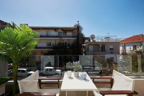 Apartamento Chrissula Apt Homeleader