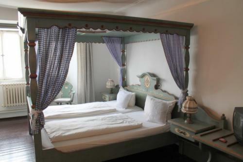 Hotel G�stehaus Am Wei�en Turm