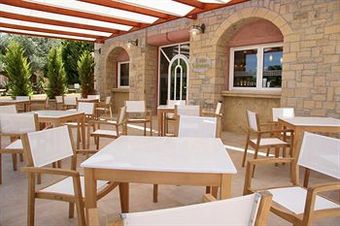 Hotel Chrithoni's Paradise