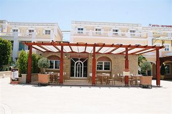 Hotel Chrithoni's Paradise