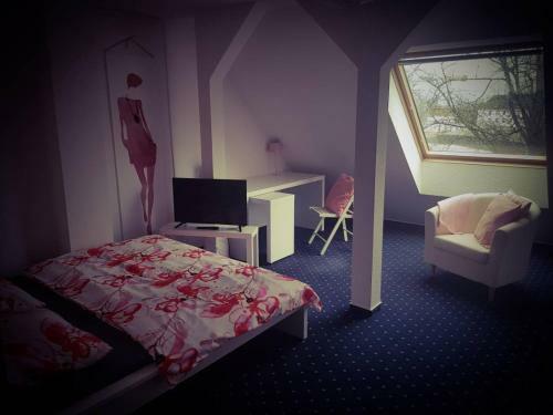 5 Bedroom Private Apartment With Lounge