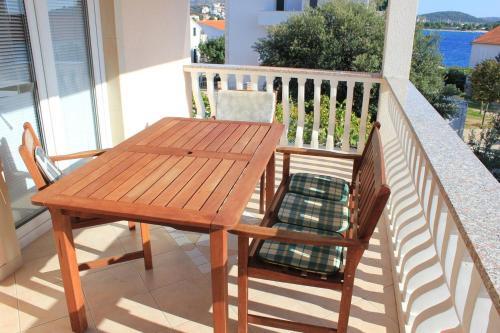 Apartment Zecevo Rtic 17129b