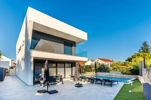 Neue Villa Skyline, Strand Und Zentrumn�he