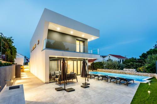 Neue Villa Skyline, Strand Und Zentrumn�he