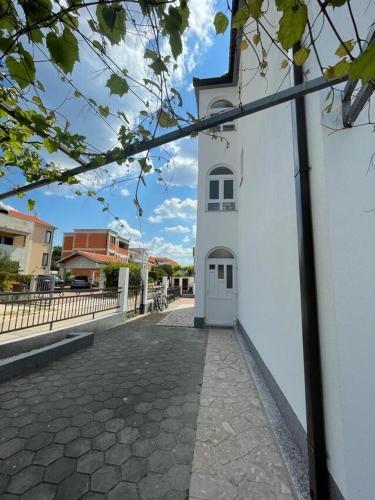 Apartments By The Sea Rogoznica - 19367
