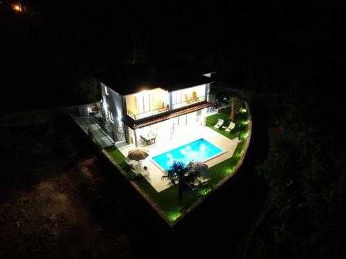 Luxury Villa Sara In Malinska