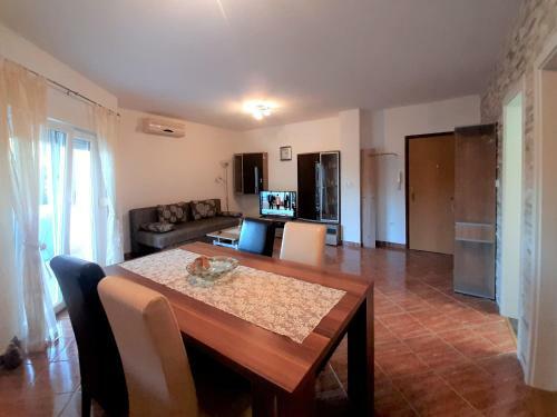 Apartmani Angela