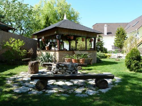 B�bita Apartmanh�z