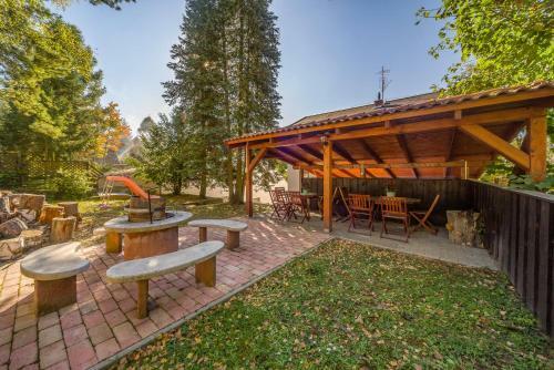 Hostal Villa Szilva Vend�gh�z