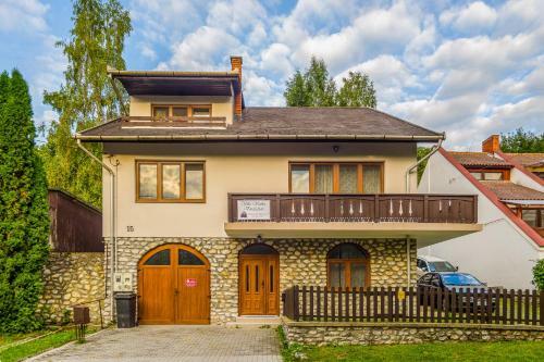 Hostal Villa Szilva Vend�gh�z