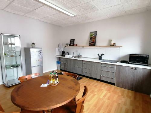 Apartamento Ger�umige Wohnung In Zentraler Lage
