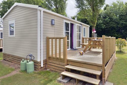 Camping Le Clos De Balleroy