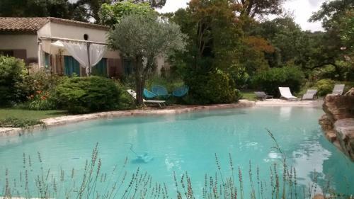 Bed & Breakfast La Bousquati�re