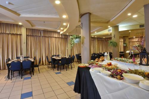 Pearl Of The Valley Hotel