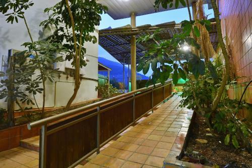 Pearl Of The Valley Hotel