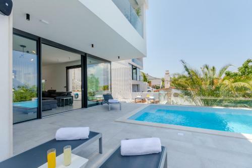 Villa Vitae & Villa Pax