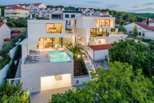 Villa Vitae & Villa Pax