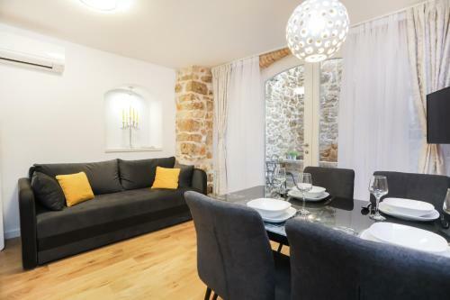 Apartamentos Residence Teatro
